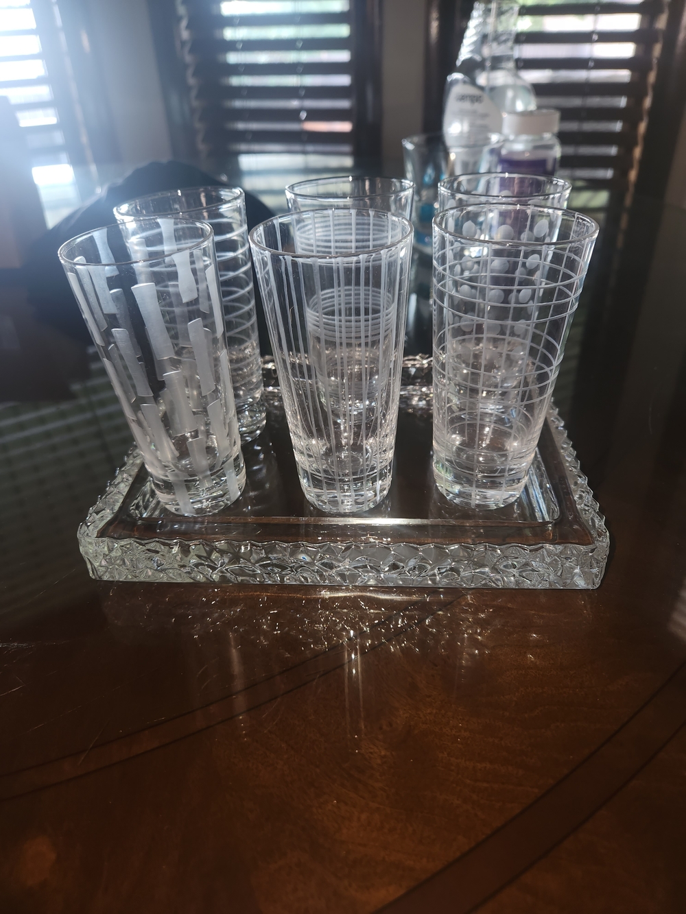 Solid Glass Tray With 6 Glasses